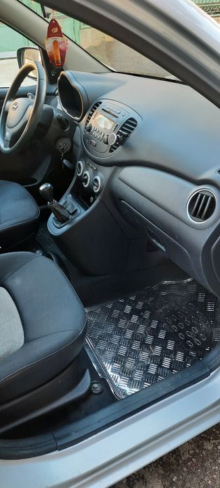 Hyundai i10 1.2 benzina 4 pistoane, consum mic, taxe mici, 120000reali