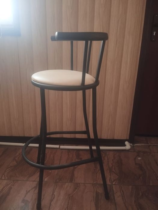 Барные стулья продам