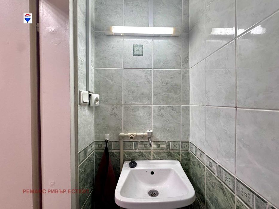 Дава се под наем Магазин в Русе, Център - 32 кв.м за 255 € - Снимка #11