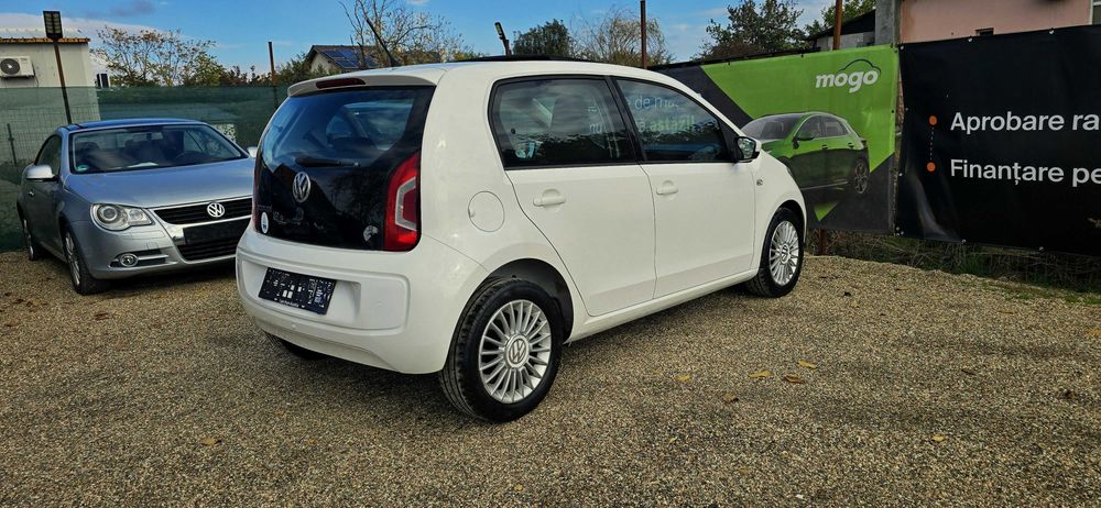 VOLKSWAGEN Up 2013 — imagine 4