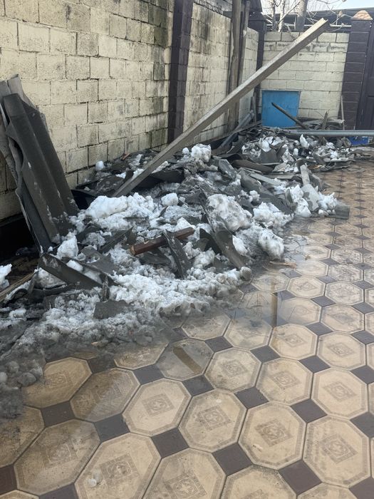 Стройтельный мусор шифера отдам даром