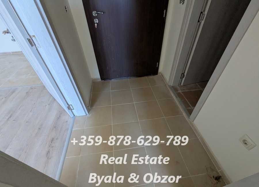 Дава се под наем Двустаен апартамент в Бяла - 61 кв.м за 74311.59 € - Снимка #12