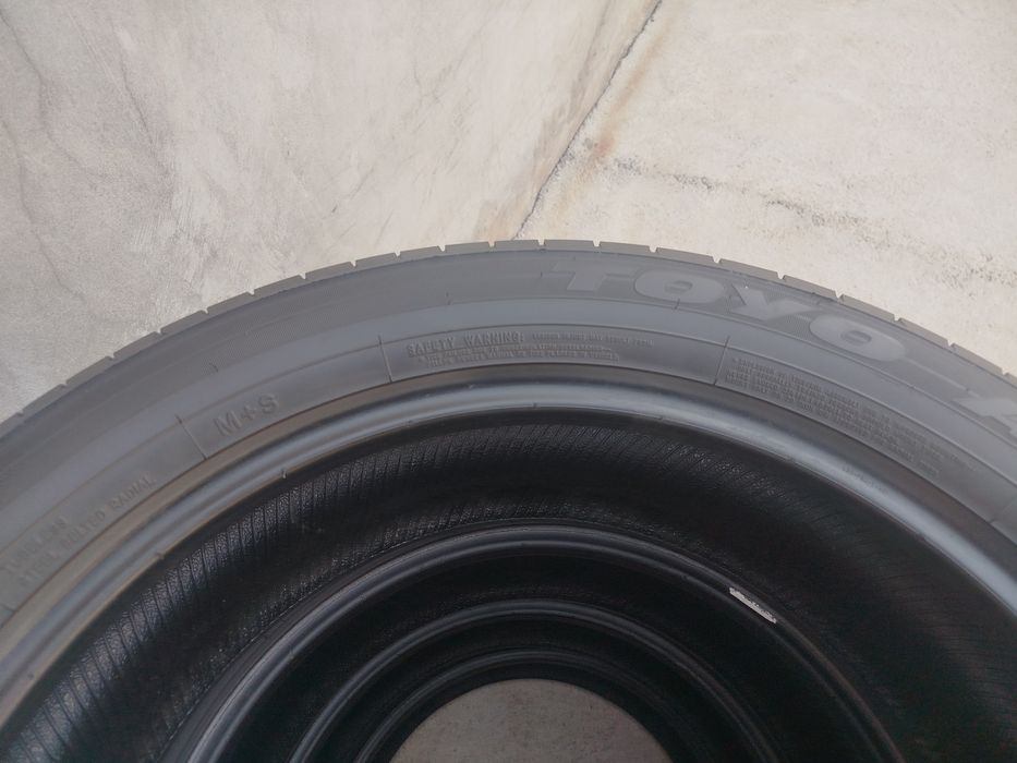 235 55 R20 Shina Toyo