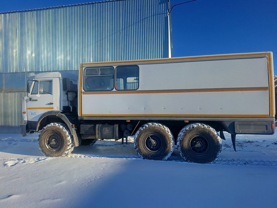 Продам КамАЗ 4208 вездеход.