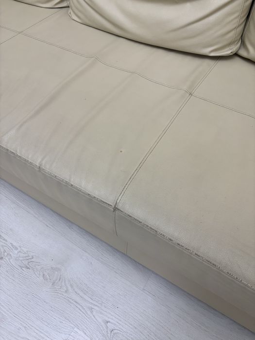ПРОДАМ диван Ikea кожанный 225см Х 95см
