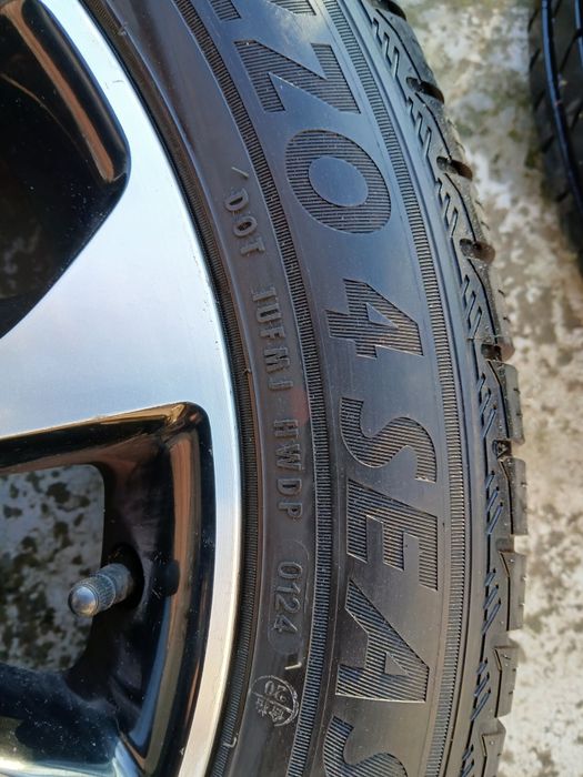 Jante Nissan Qashqai cu anvelope 215 55 18