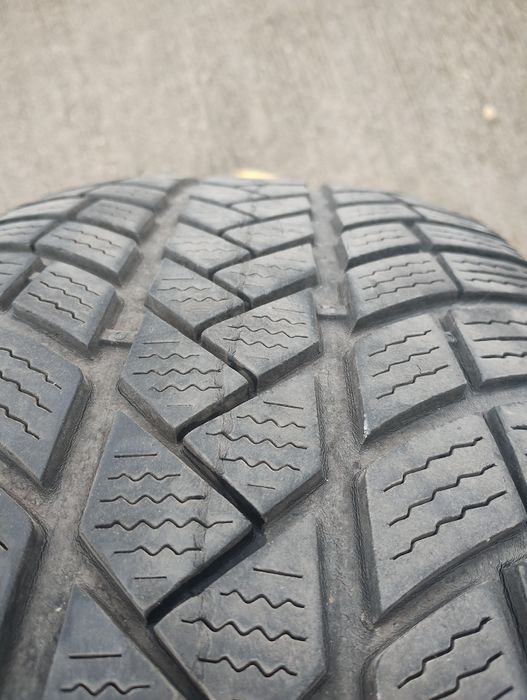 Зимни гуми 215/55/17