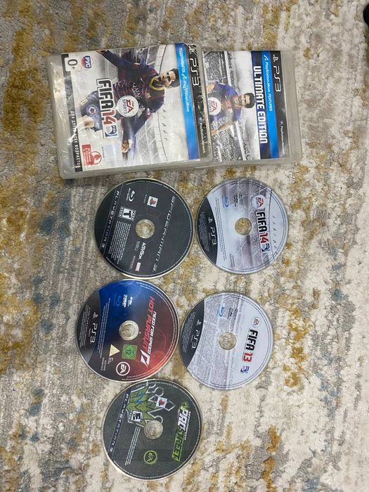 PS3 Super Slim 500GB + HEN + 2 джойстика