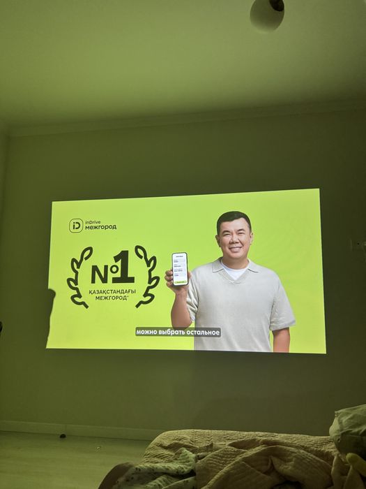 Продаю проэктор projector