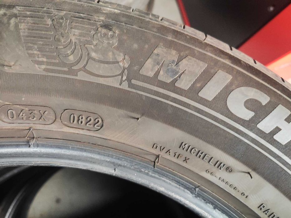 4бр.летни гуми 215/65/17 Michelin