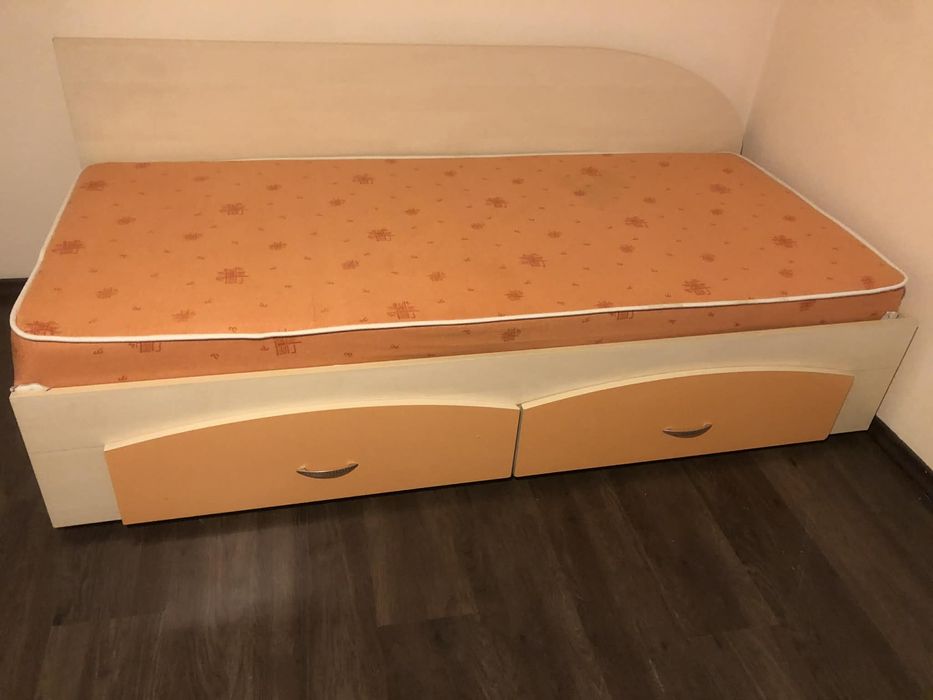 Легло с матрак 90/200