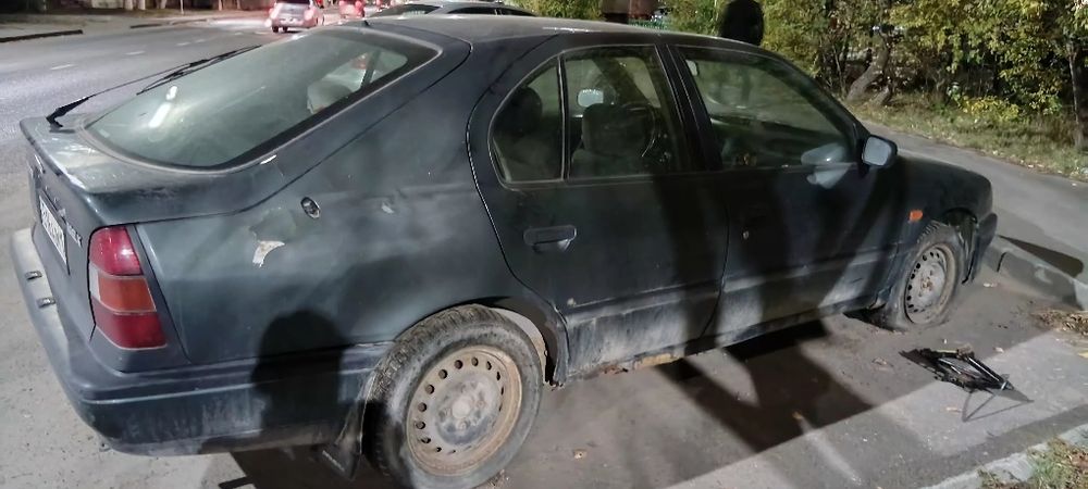 Ниссан премьера 1994