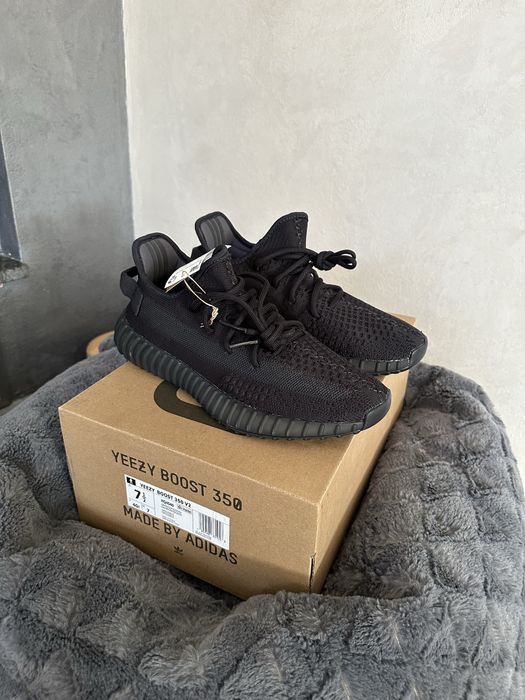 Adidas Yeezy Boost 350 V2 Onyx