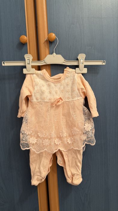 листайте все по 1000 тенге