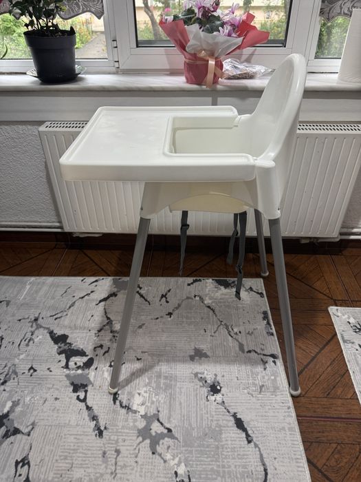 Scaun bebelus/copil cu perna de sustinere si husa