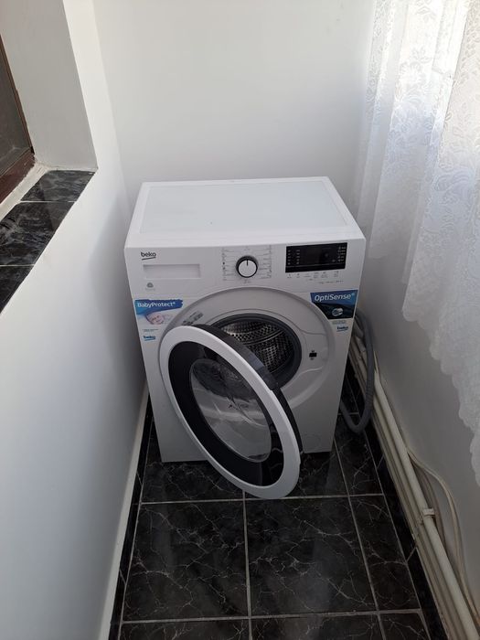 Vand  apartament 3 camere