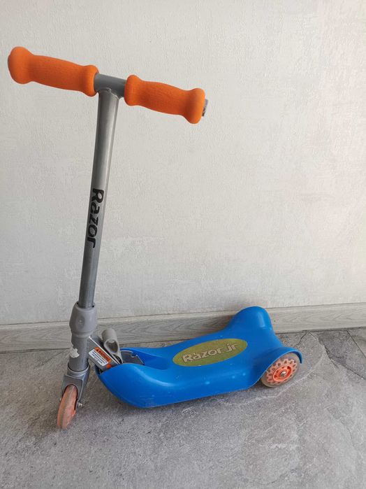 Самокат детский razor jr
