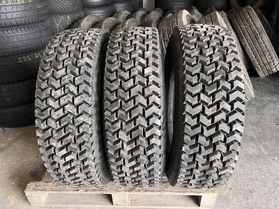 3 anvelope camion 245/70/17.5 , GoodYear , 17 mm !
