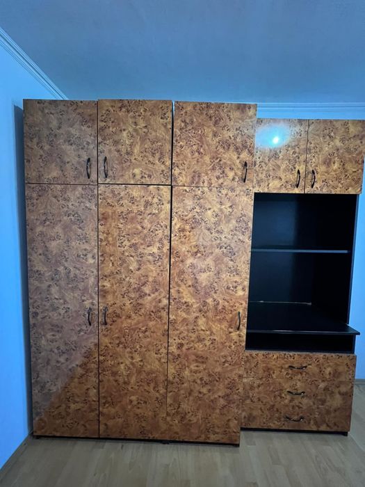 Mobilier camera 500 de ron