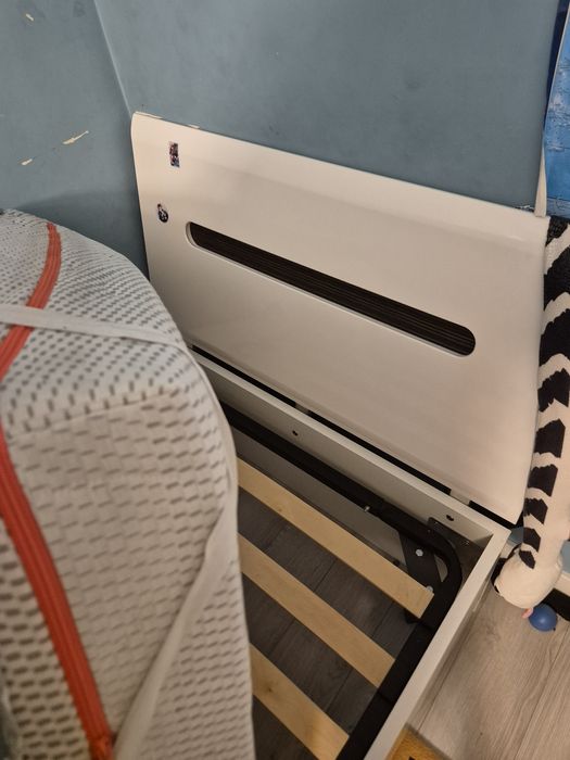 Спальный гарнитур белый глянец