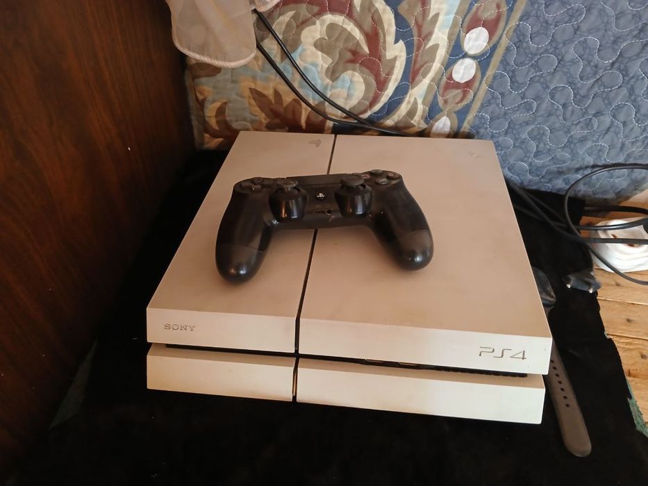 Playstation 4 strocna