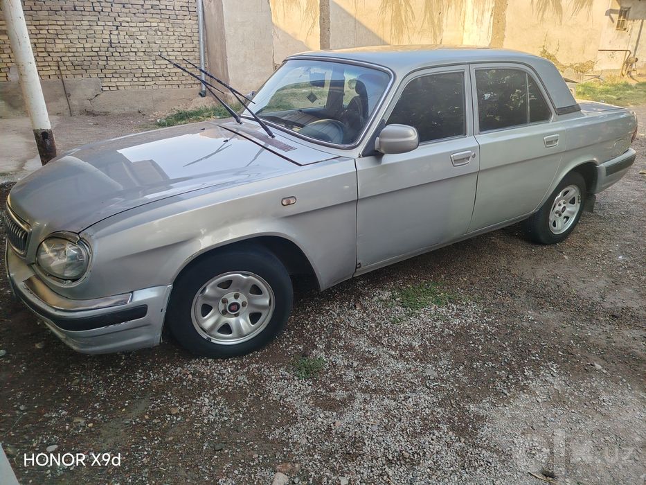 Gaz 31105 yaxshi xolatda