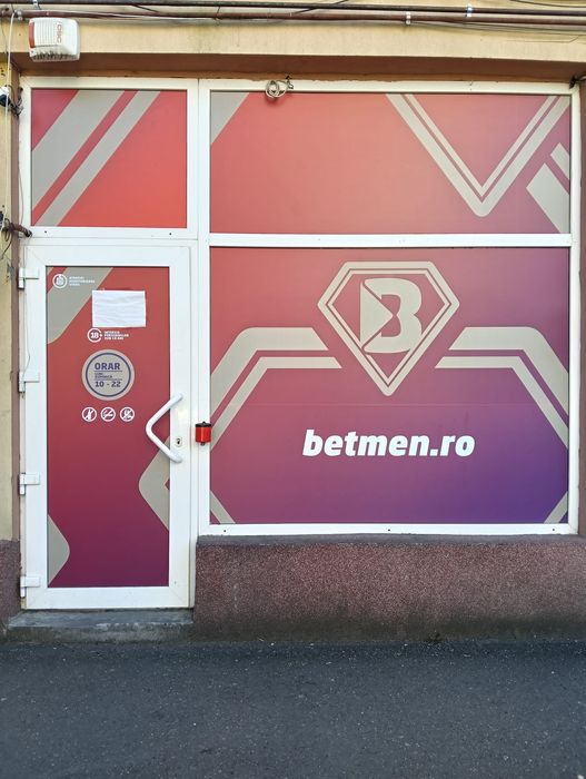 Inchiriere spatiu comercial zona cu vad, str. Lianelor