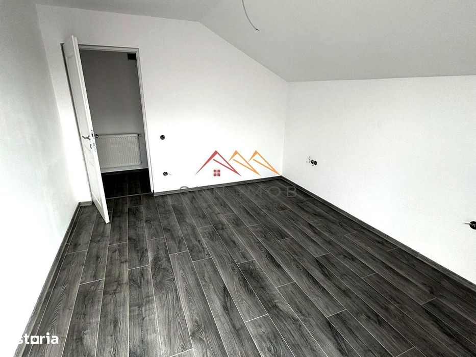 Casa noua, P+M, 4 camere, terasa, teren 550 m2, central, CORNU