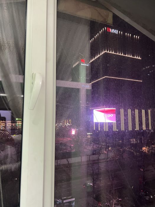 2 Крмнатная кватрира (ЕВРО РЕМОНТ )