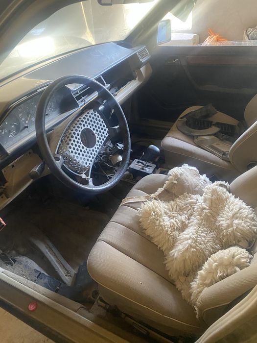 Продам мерседес 124