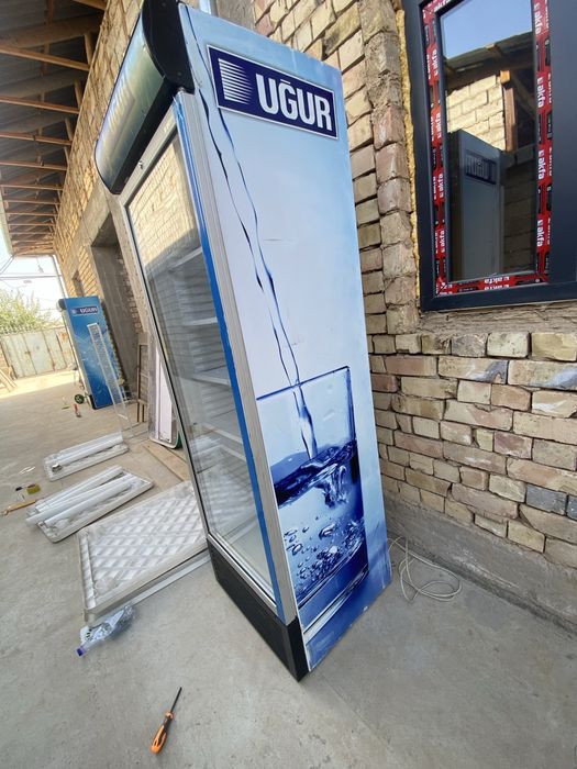 Ugur Витринный Холодилник 440 DTKL 2 tasi sotiladi