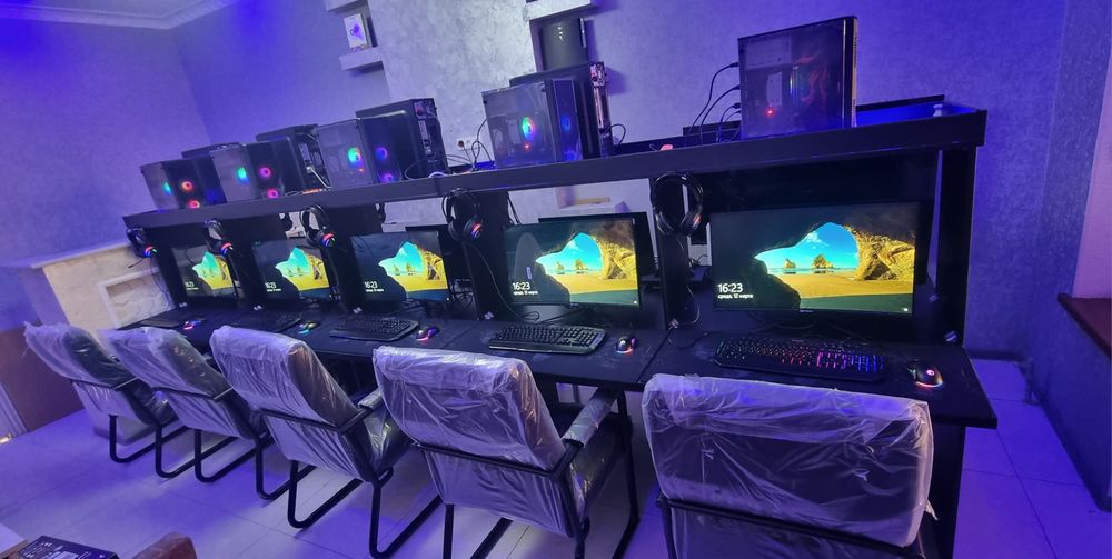 Game Club uchun 10ta igravoy kompyutrlar Sotilad Stol stulari bn