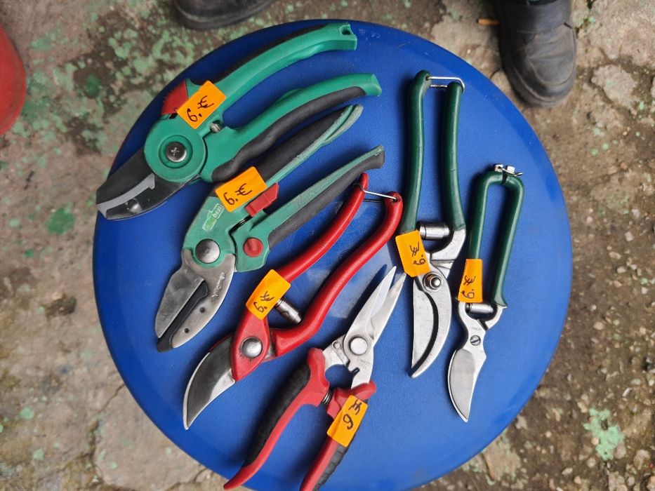 Лозаро-овощарски ножици