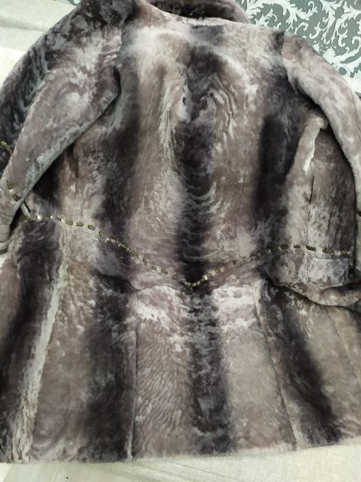 Шуба мутон облегченная.