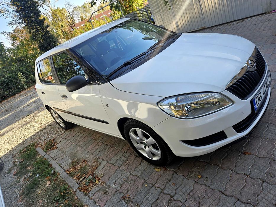 SKODA Fabia 2011 — imagine 12