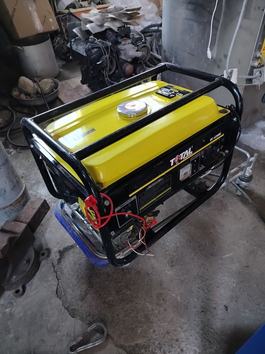 Бензогенератор 7 киловат качественный фирменный