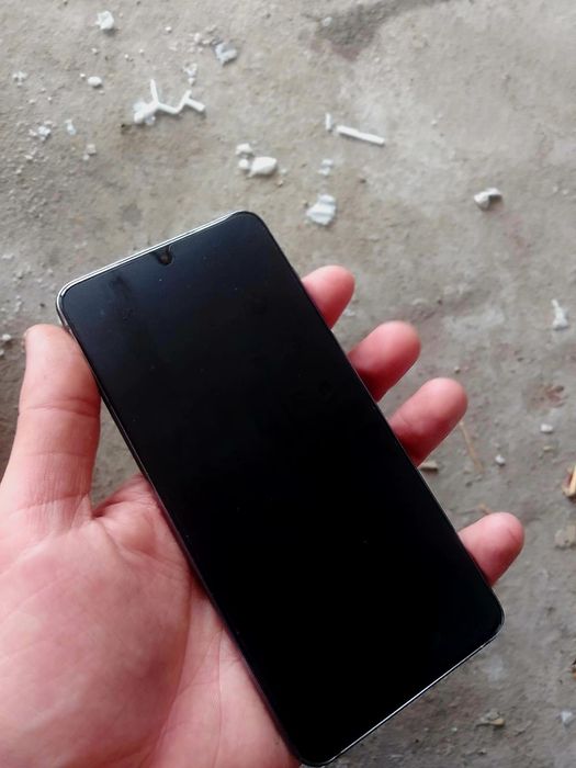 Обменяю Samsung S21 5G