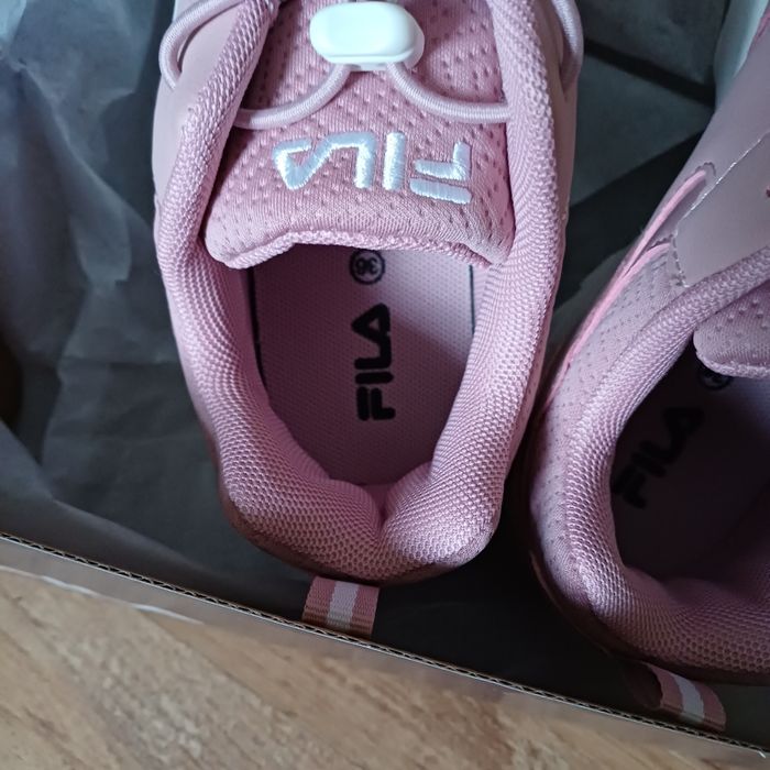 Adidasi Fila roz nr 36
