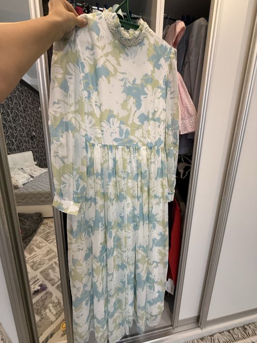 Платье женское на размер M-L