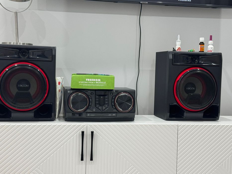Продам музыкальный центр lg
