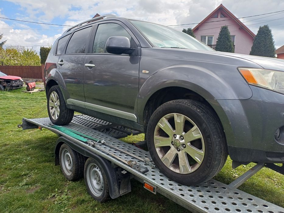 Dezmembrez Mitsubishi Outlander 2.0 tdi BSY