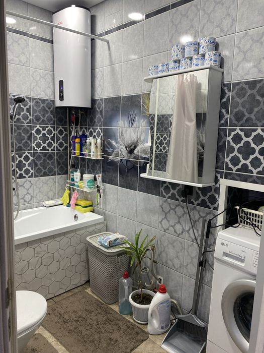 Продам 4 х комнатную квартиру