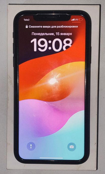 Продам айфон 11 на 128 в идале