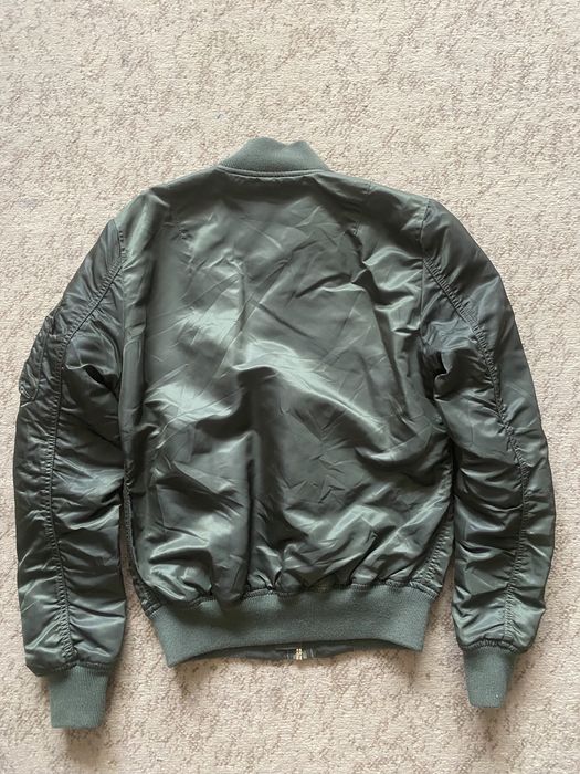 Бомбер Alpha Industries MA-1