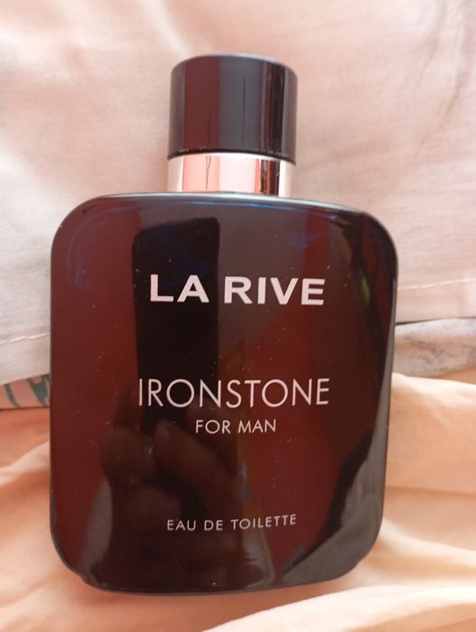 Мъжки парфюм Лариве.