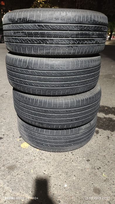 Продам бу шины 235/55/19 летние