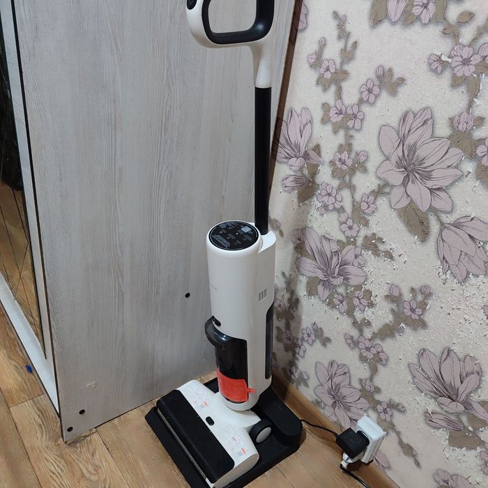 Продается моющий пылесос XIAOMI Truckeam W20 Wet Dry Vacuum