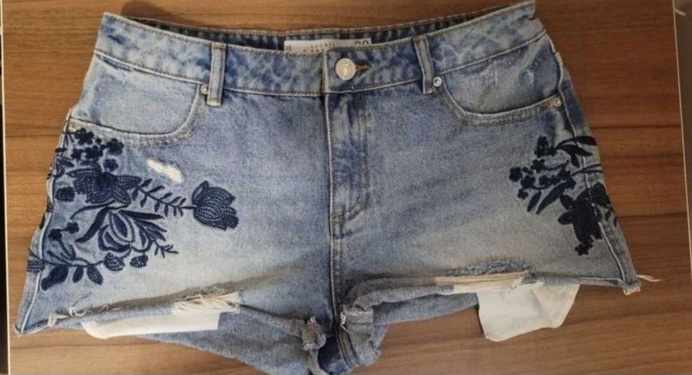 Клинове и къси дънки s размер.10лв