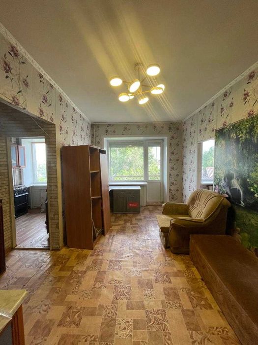продам 2х комнатную квартиру(Колхозный рынок)