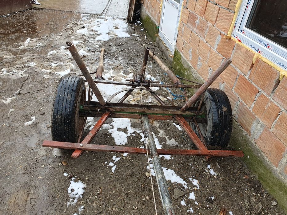 Vând caruța sau schimb cu oi